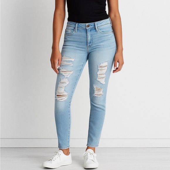 American Eagle Stretch Ripped Distressed Light Wash Skinny Jeans - Picture 1 of 5